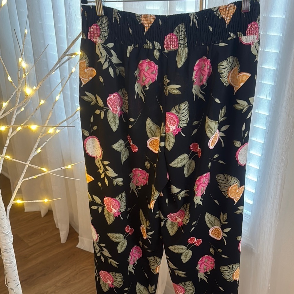 Cato Black Pants with Floral Accents - Picture 3 of 4